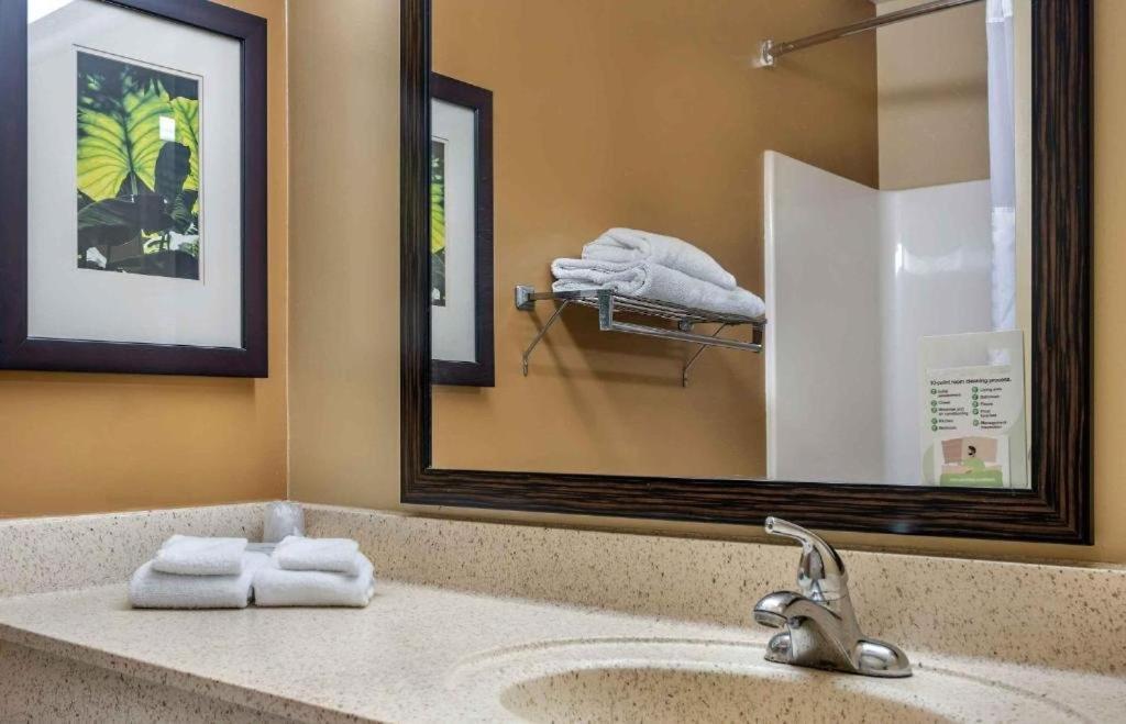 Mainstay Suites Las Vegas Flamingo מראה חיצוני תמונה